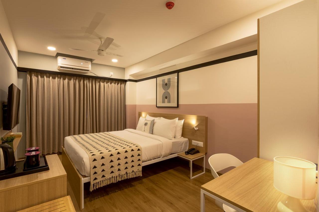 Olive Hotel Indiranagar 100Ft Road By Embassy Group Bangalore Dış mekan fotoğraf