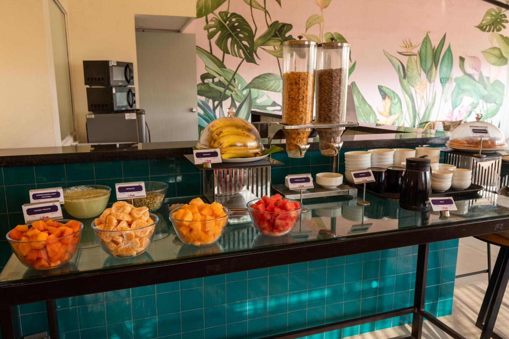 Olive Hotel Indiranagar 100Ft Road By Embassy Group Bangalore Dış mekan fotoğraf